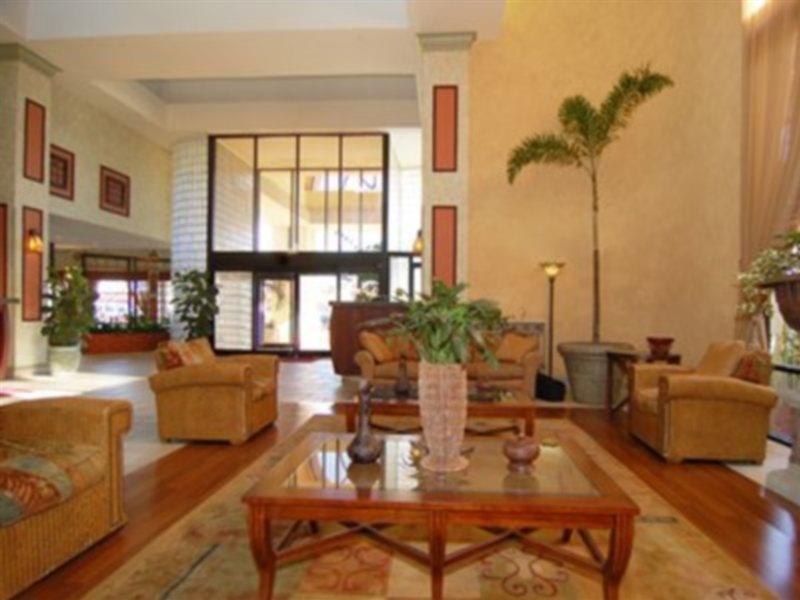 Quality Inn & Conference Center Tampa Buitenkant foto