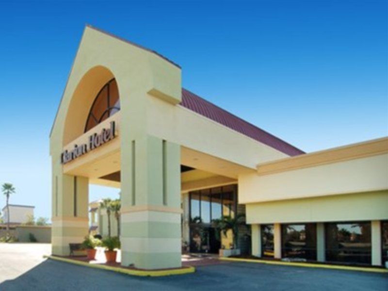 Quality Inn & Conference Center Tampa Buitenkant foto